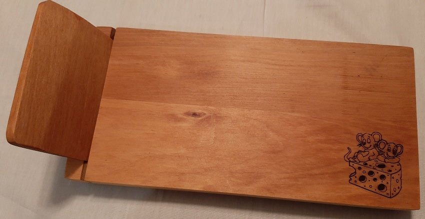 Cheese Board with Wooden Blade - NZ Rimu