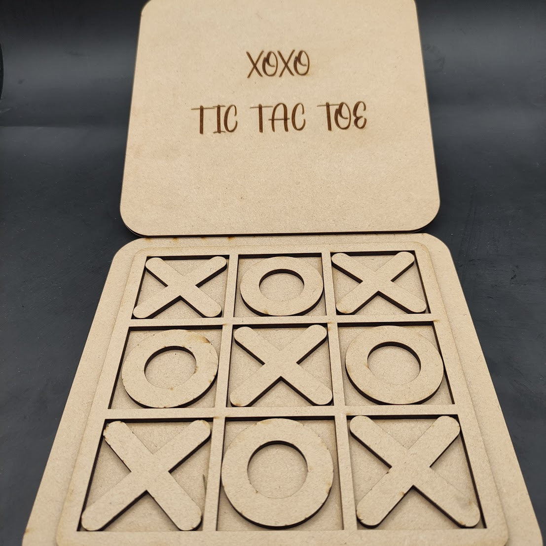 Colour Me TIC TAC TOE